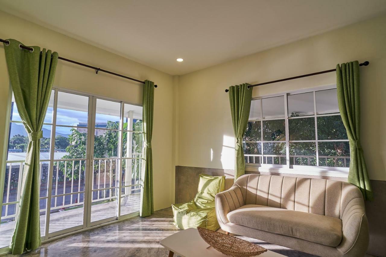 Manyi Boutique House Hotel Чиангмай Екстериор снимка