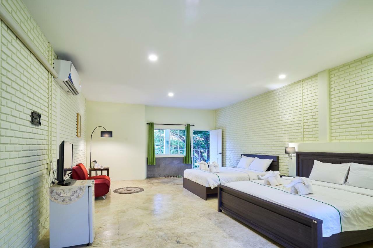 Manyi Boutique House Hotel Чиангмай Екстериор снимка