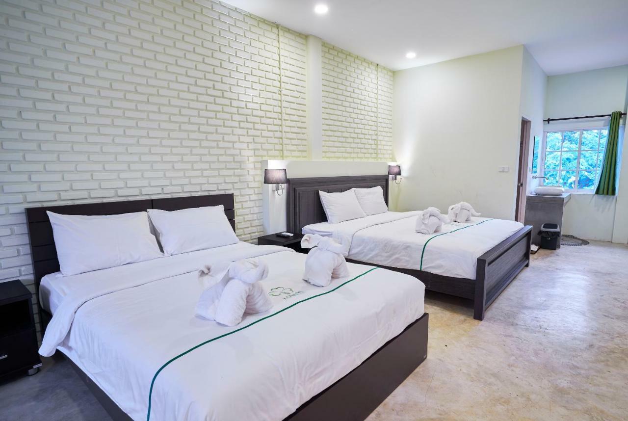 Manyi Boutique House Hotel Чиангмай Екстериор снимка