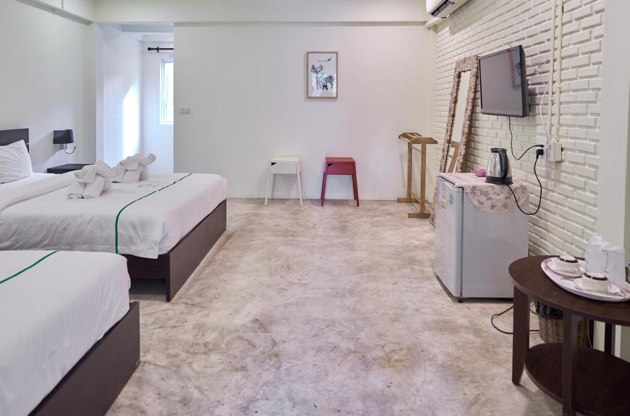 Manyi Boutique House Hotel Чиангмай Екстериор снимка